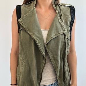Bershka Vest